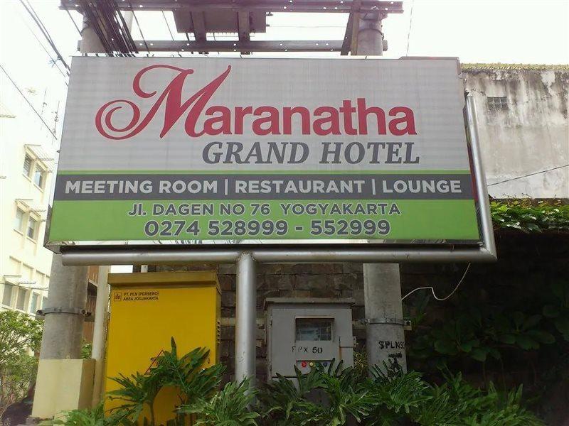 Maranatha Grand Hotel Yogyakarta Extérieur photo