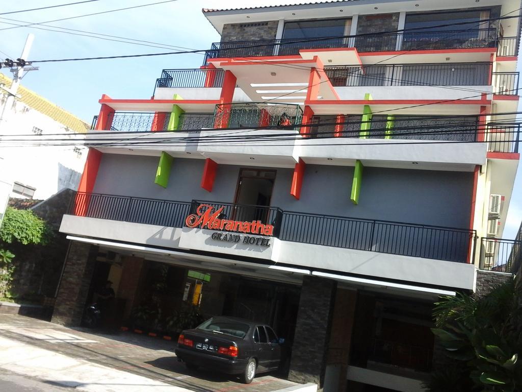 Maranatha Grand Hotel Yogyakarta Extérieur photo