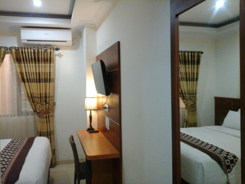 Maranatha Grand Hotel Yogyakarta Chambre photo