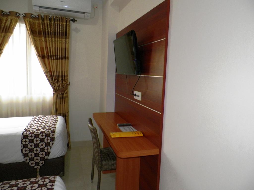 Maranatha Grand Hotel Yogyakarta Chambre photo