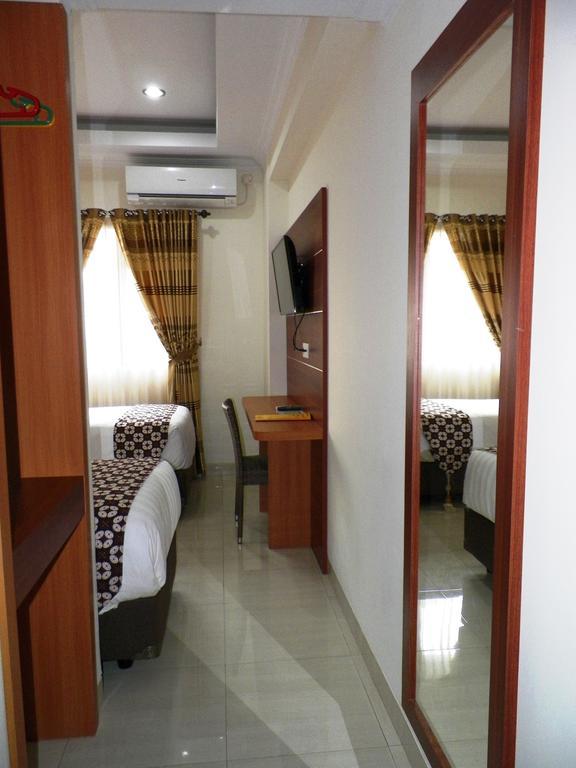 Maranatha Grand Hotel Yogyakarta Chambre photo